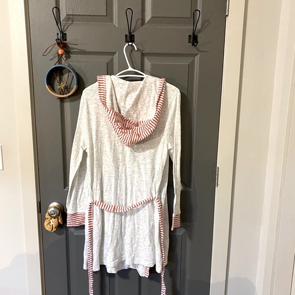 Splendid Bath Robe - Picture 3 of 5